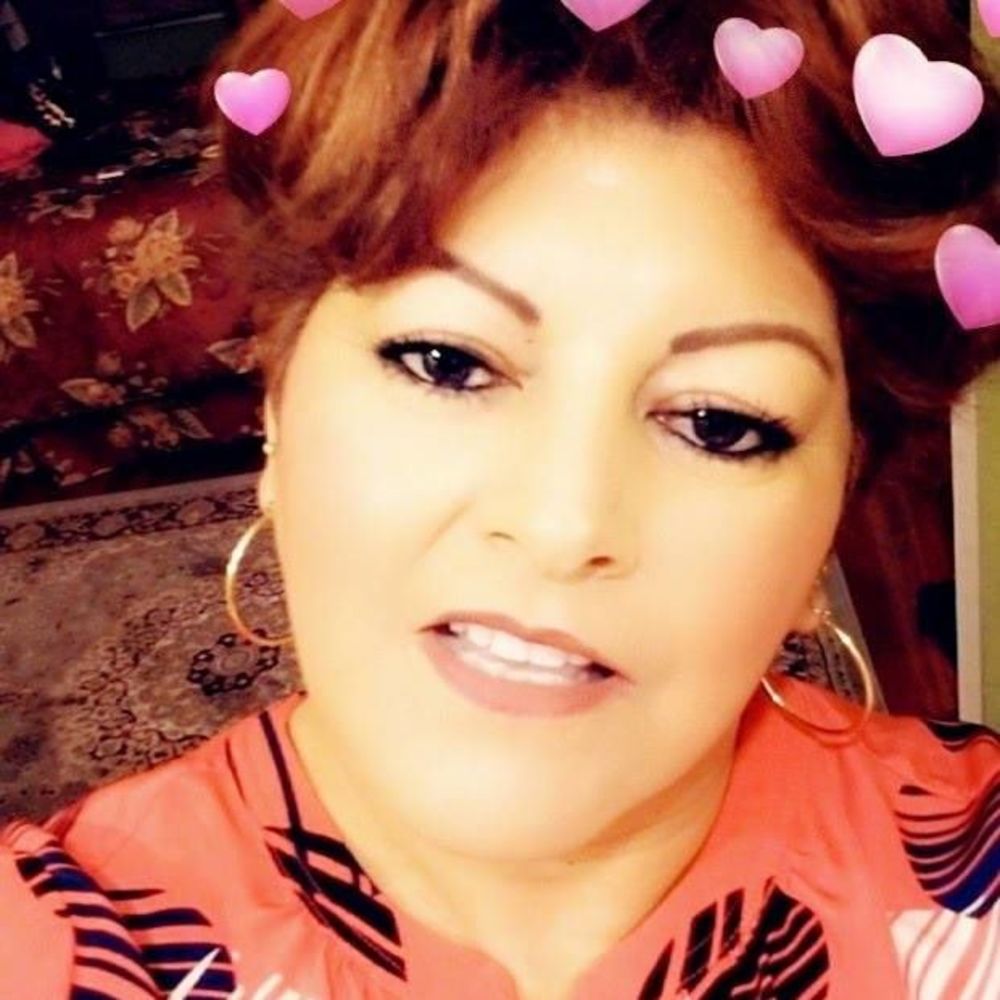 Meet your Posher, Leticia